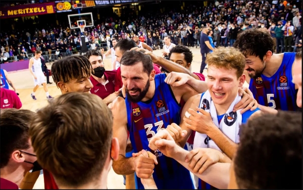 T&alpha; &beta;&rho;&alpha;&beta;&epsilon;ί&alpha; &tau;&eta;&sigmaf; &kappa;&alpha;&nu;&omicron;&nu;&iota;&kappa;ή&sigmaf; &pi;&epsilon;&rho;&iota;ό&delta;&omicron;&upsilon; &tau;&eta;&sigmaf; &Epsilon;&upsilon;&rho;&omega;&lambda;ί&gamma;&kappa;&alpha;