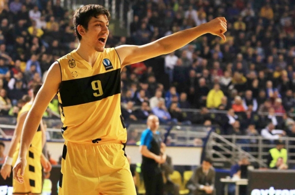 &Delta;&upsilon;&omicron; &mu;έ&rho;&epsilon;&sigmaf; &mu;&epsilon; &tau;&omicron;&nu; &Tau;&omicron;&mu;