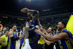 Το μακρινό ριμπάουντ Days 31-32: Έχουμε λευκό καπνό