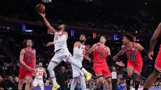 &Omicron;&iota; Knicks &kappa;&alpha;&iota; &eta; &alpha;&nu;&alpha;&zeta;ή&tau;&eta;&sigma;&eta; &tau;&eta;&sigmaf; &mu;&pi;&alpha;&sigma;&kappa;&epsilon;&tau;&iota;&kappa;ή&sigmaf; &delta;&eta;&mu;&omicron;&kappa;&rho;&alpha;&tau;ί&alpha;&sigmaf;