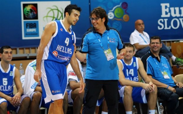 &Omicron;&mu;&omicron;&sigma;&pi;&omicron;&nu;&delta;&iota;&alpha;&kappa;&omicron;ί &pi;&rho;&omicron;&pi;&omicron;&nu;&eta;&tau;έ&sigmaf;: &Pi;&rho;&omega;&tau;&alpha;&gamma;&omega;&nu;&iota;&sigma;&tau;έ&sigmaf; &sigma;&upsilon;&nu;&epsilon;&chi;ό&mu;&epsilon;&nu;&omicron;&upsilon; &delta;&rho;ά&mu;&alpha;&tau;&omicron;&sigmaf;